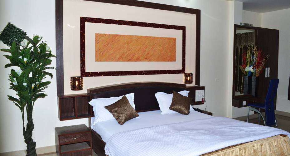 Hotel Sai Plaza, Akbarpur 2